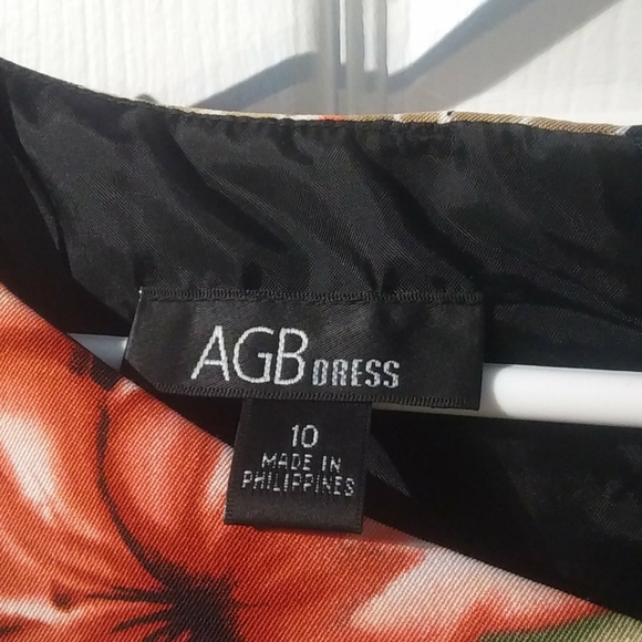 Summer dress - Picture 4 of 4